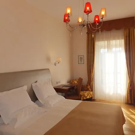 Borghi 4*
