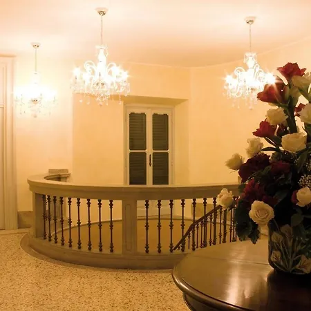 Borghi 4* Varano Borghi