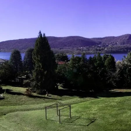 Borghi 4* Varano Borghi