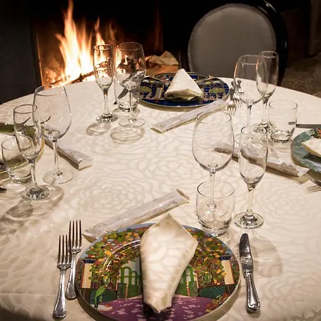 Borghi Otel Varano Borghi