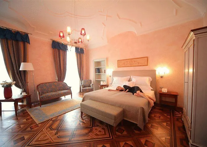 Borghi Варано-Борги