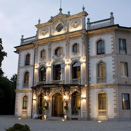 Hotel Borghi 4*